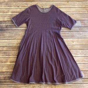 Hanna Andersson Reversible Lavender Dress. Size 150/Girls 12.